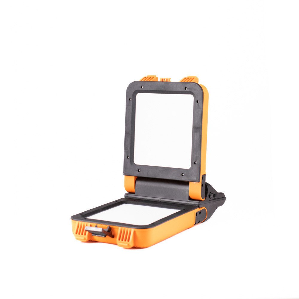 VAUNT 30W CORDLESS ADJUSTABLE DUAL SITE FLOODLIGHT WITH TRIPOD (V1616000)